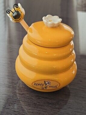 Honey Bee Ceramic Honey Pot - Yellow